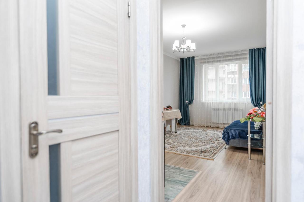 Apartment Zodiak Алматы Экстерьер фото